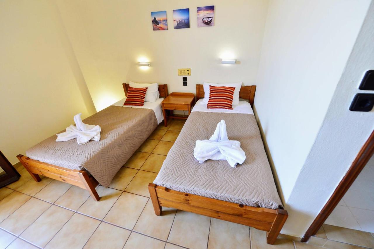 Vergas Hotel Malia Exteriör bild