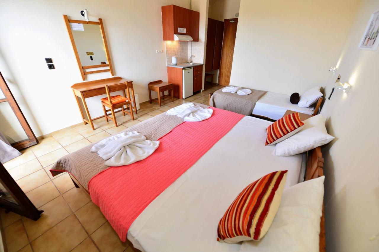 Vergas Hotel Malia Exteriör bild
