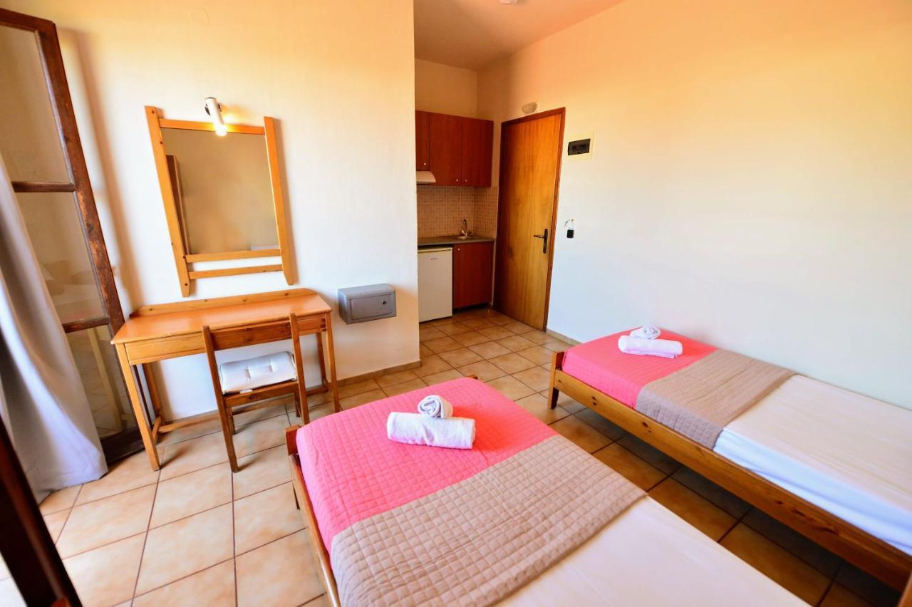 Vergas Hotel Malia Exteriör bild